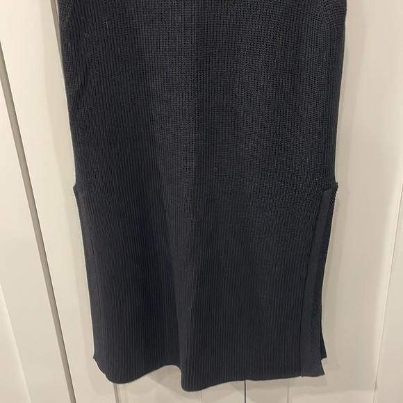 Aritzia Wilfred Palmier Sleeveless Tunic Sweater - Picture 8 of 13